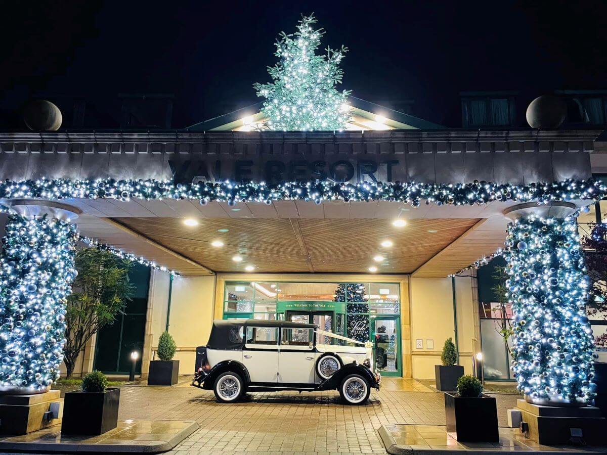 classic car ready for a winter wedding