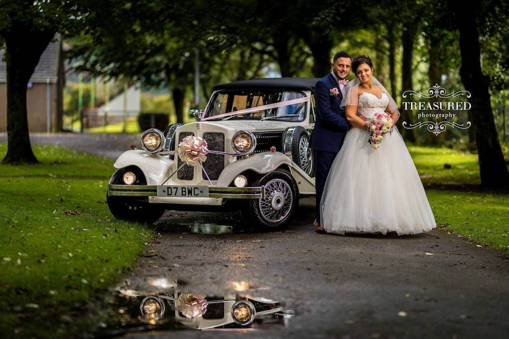 Beauford wedding car, image by Treasured Photography